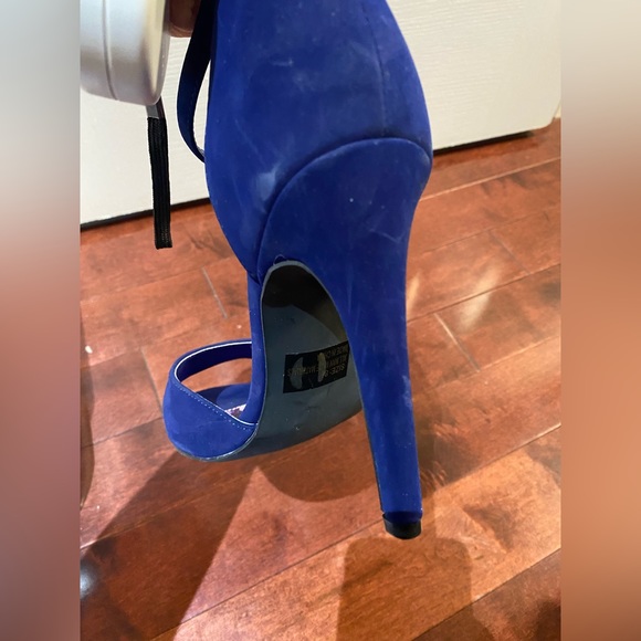 Blue Qupid blue open toe 4.5” heels size 8.5 - Picture 10 of 10